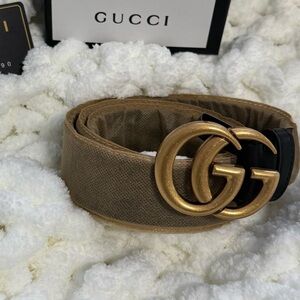 Gucci Beige Belt with Gold GG Buckle